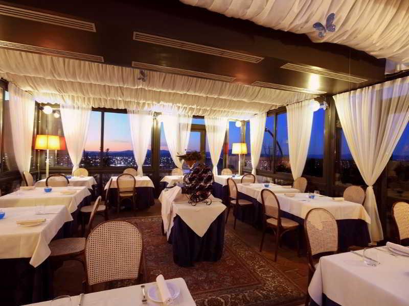 Relais La Corte Di Bettona Bagian luar foto