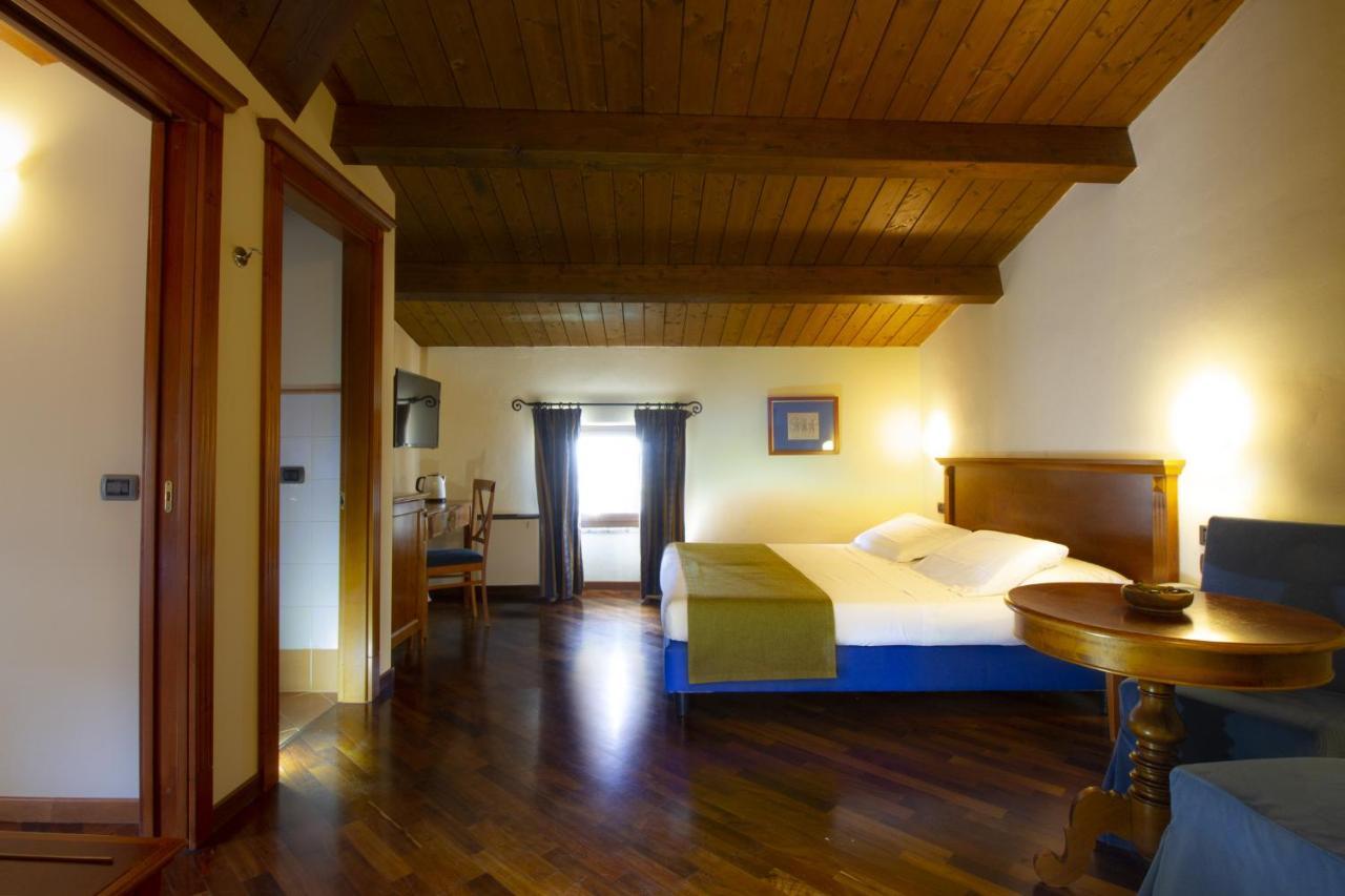Relais La Corte Di Bettona Bagian luar foto