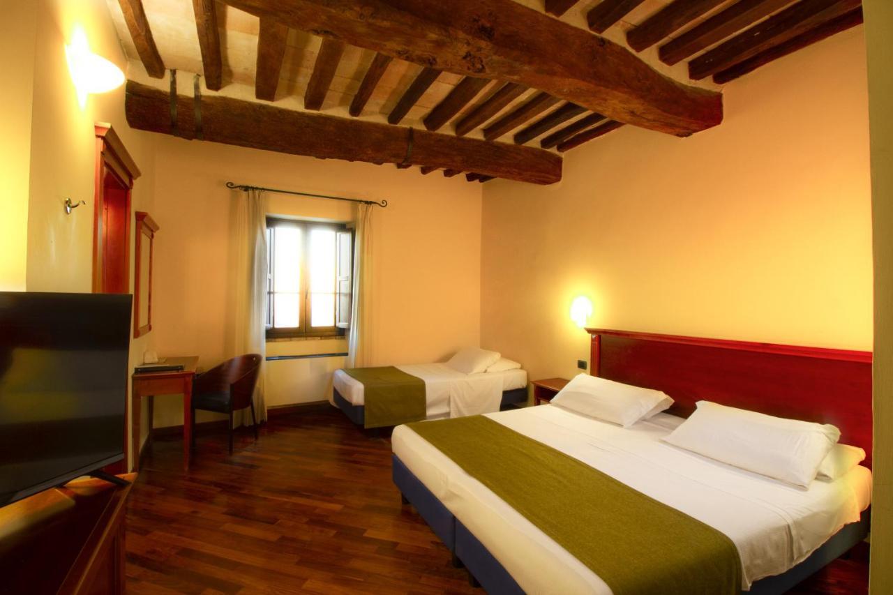 Relais La Corte Di Bettona Bagian luar foto